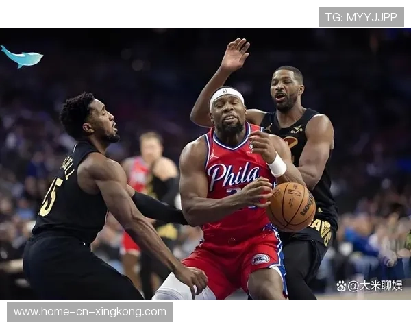 76人对阵骑士主教练临场调整关键细节分析助力胜负决胜局 76人对阵骑士主教练临场调整关键细节分析助力胜负决胜局