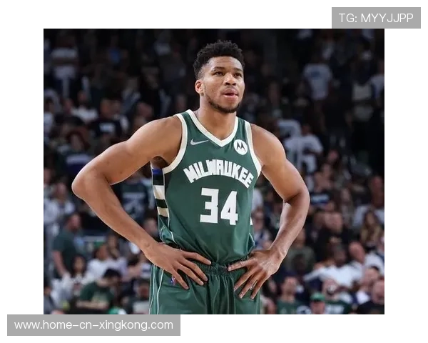 字母哥个人爆炸≠团队胜利!雄鹿急需第二持球点 字母哥个人爆炸≠团队胜利!雄鹿急需第二持球点