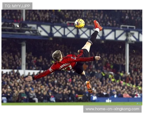 曼联反越位进球被确认，加纳乔推射造成震撼