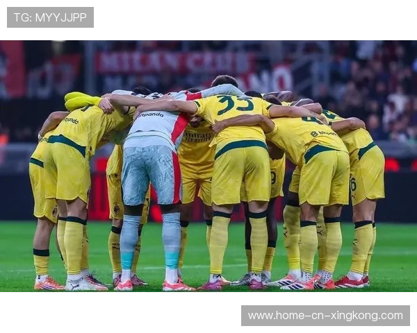 AC米兰一脚直塞切入禁区,莱奥推射偏出 AC米兰一脚直塞切入禁区,莱奥推射偏出